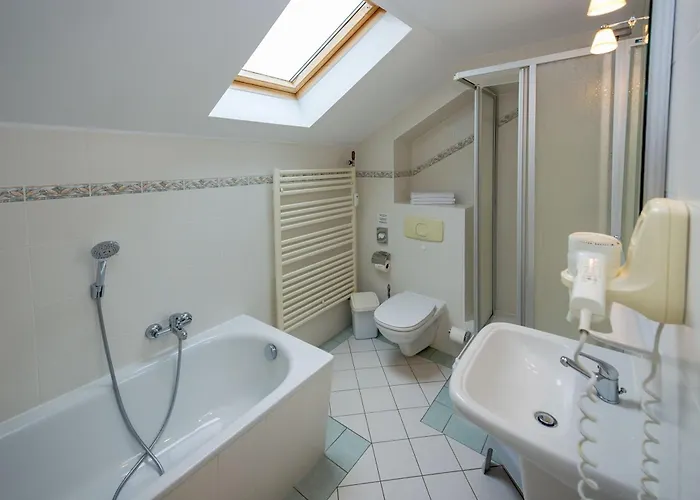 Malepartus - Penthouse 09 Binz
